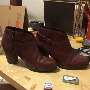 clarks women's mission parker chelsea boot